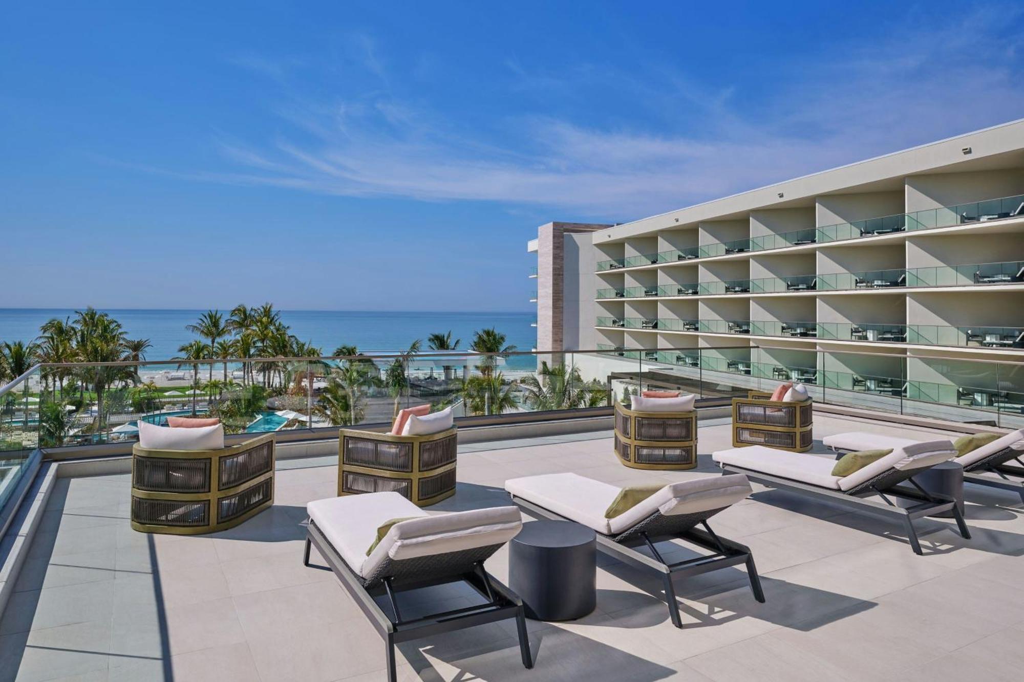 The St Regis Longboat Key Resort Exterior photo